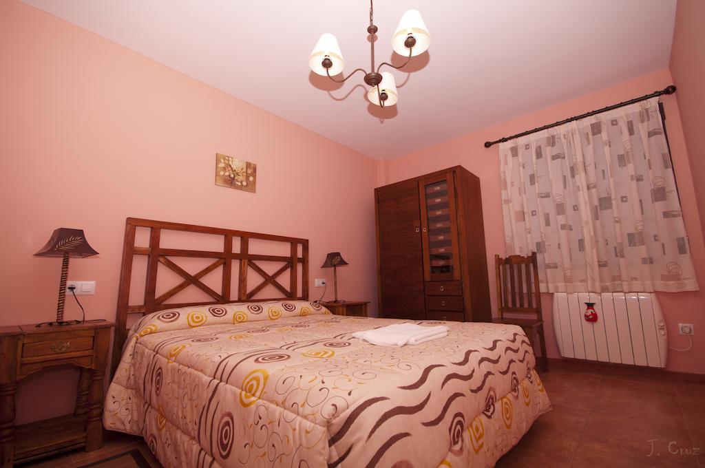 Alojamientos Rurales La Fuente Villalba de la Sierra Δωμάτιο φωτογραφία